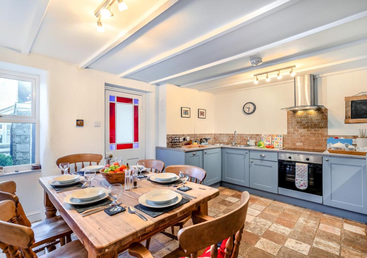 3 Bed in Pendeen oc-t22674