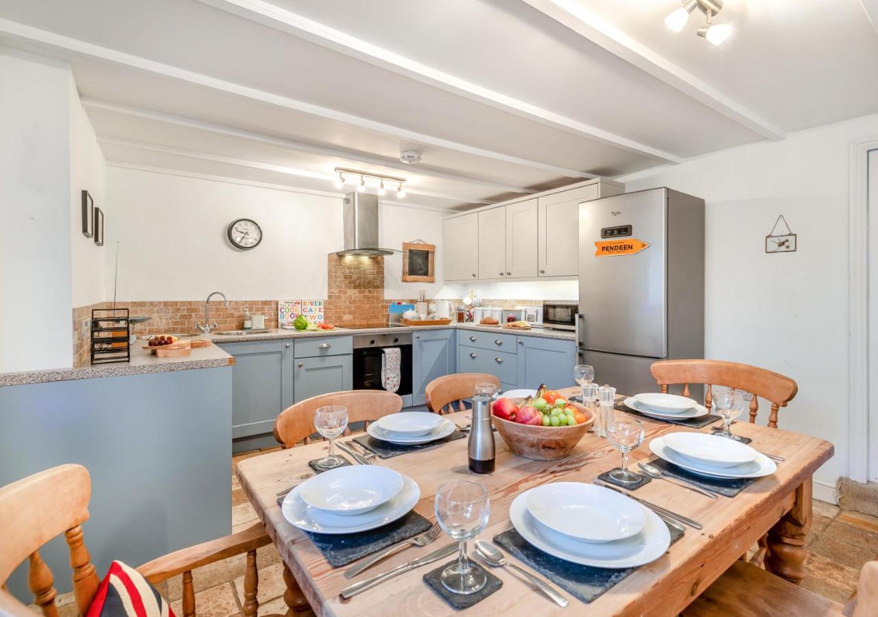 3 Bed in Pendeen oc-t22674