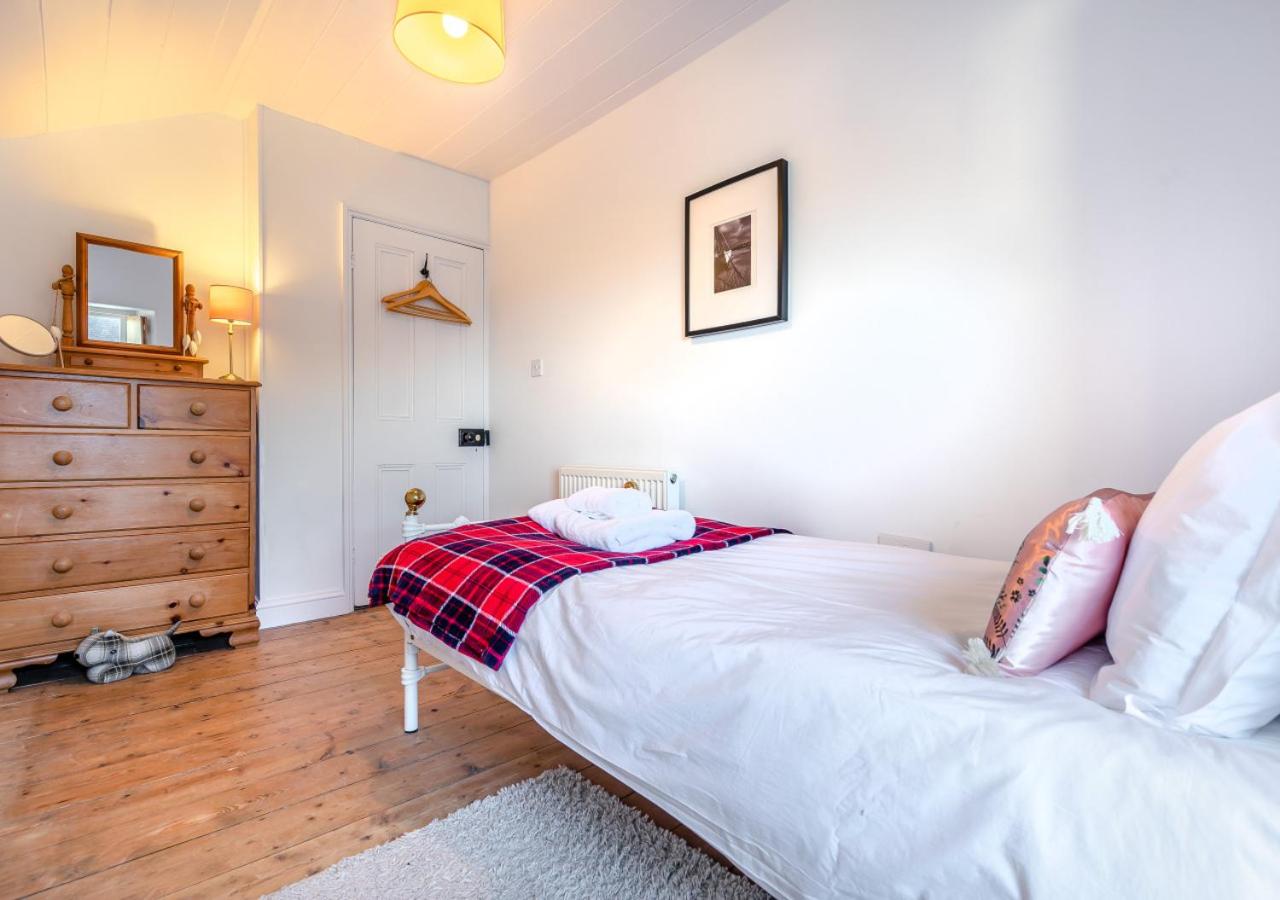 3 Bed in Pendeen oc-t22674