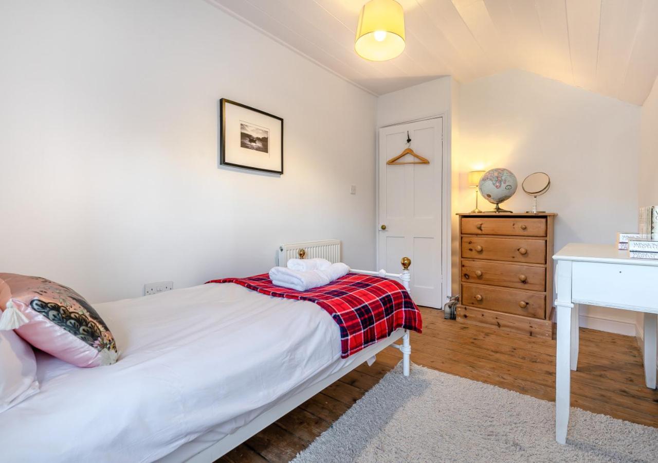3 Bed in Pendeen oc-t22674