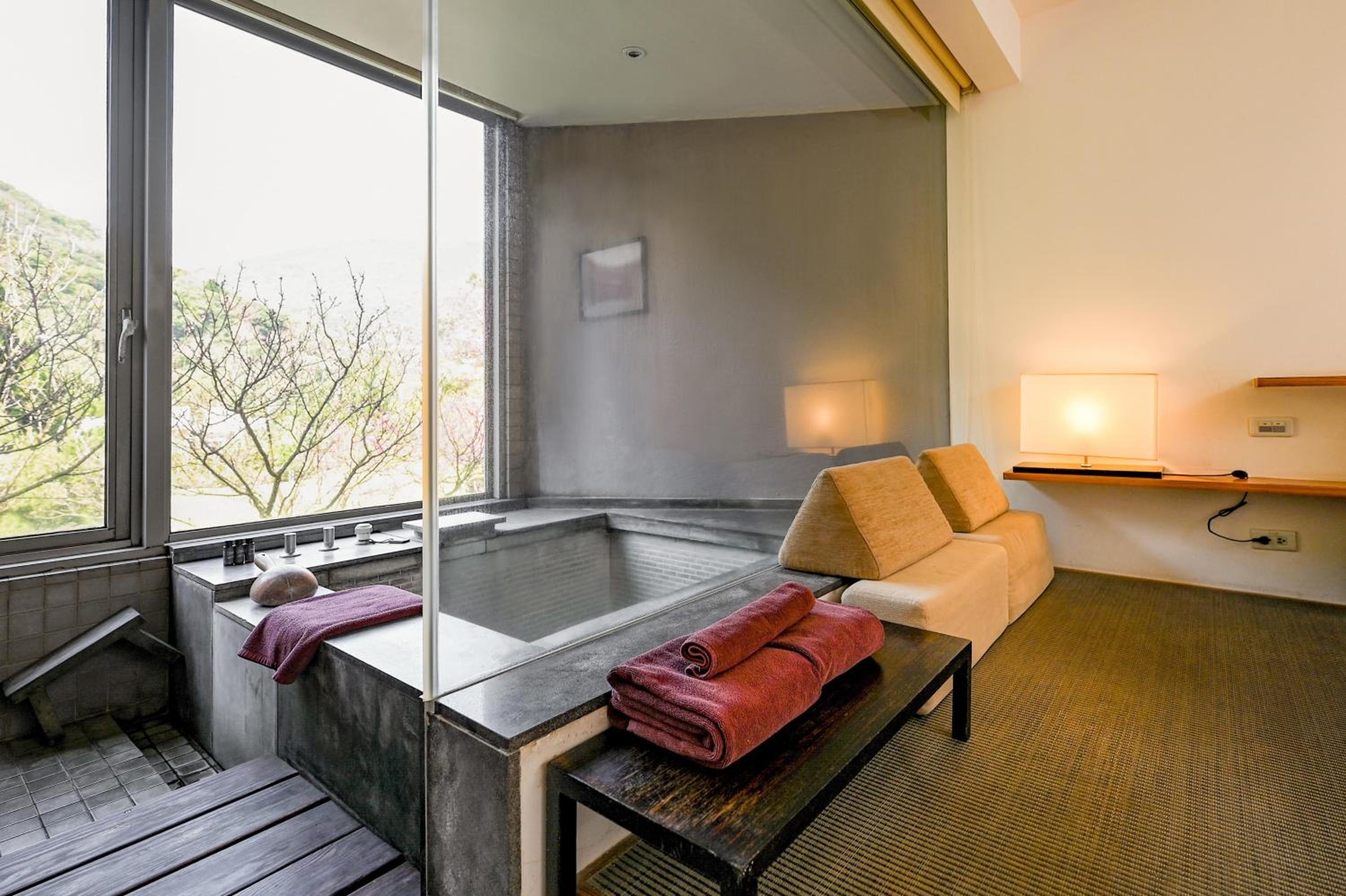 CHECK inn SELECT Taipei Yangmingshan
