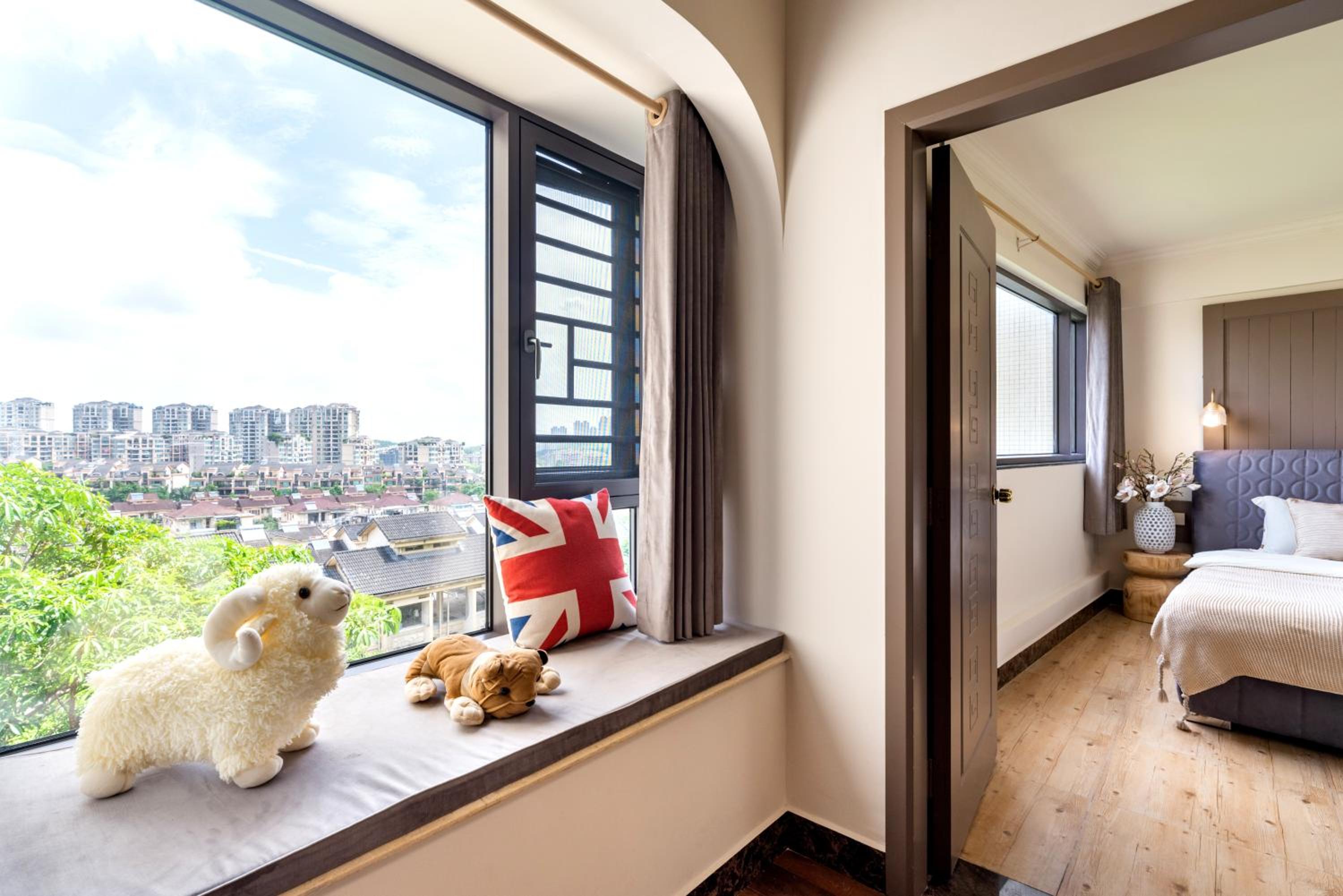 Guangzhou He She Art Apartment