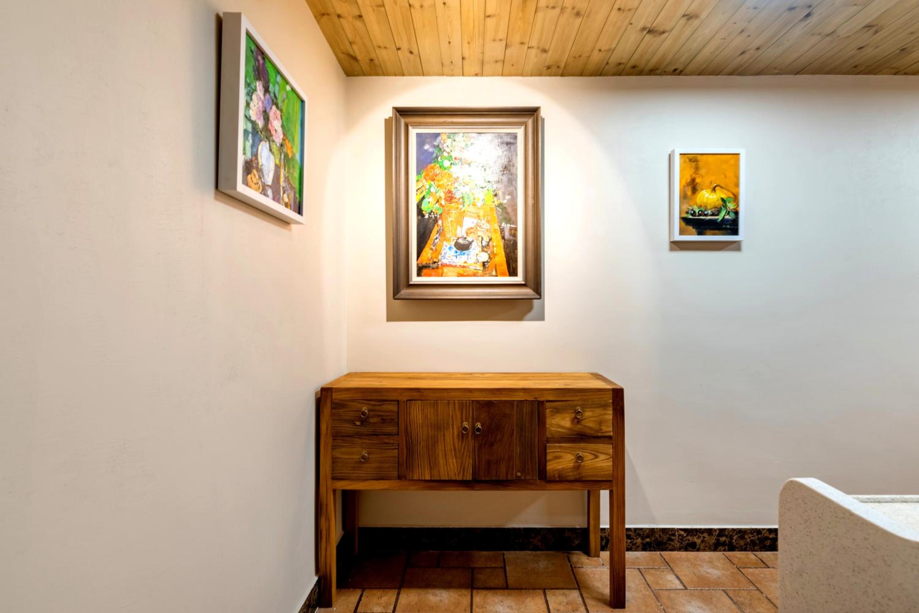 Guangzhou He She Art Apartment