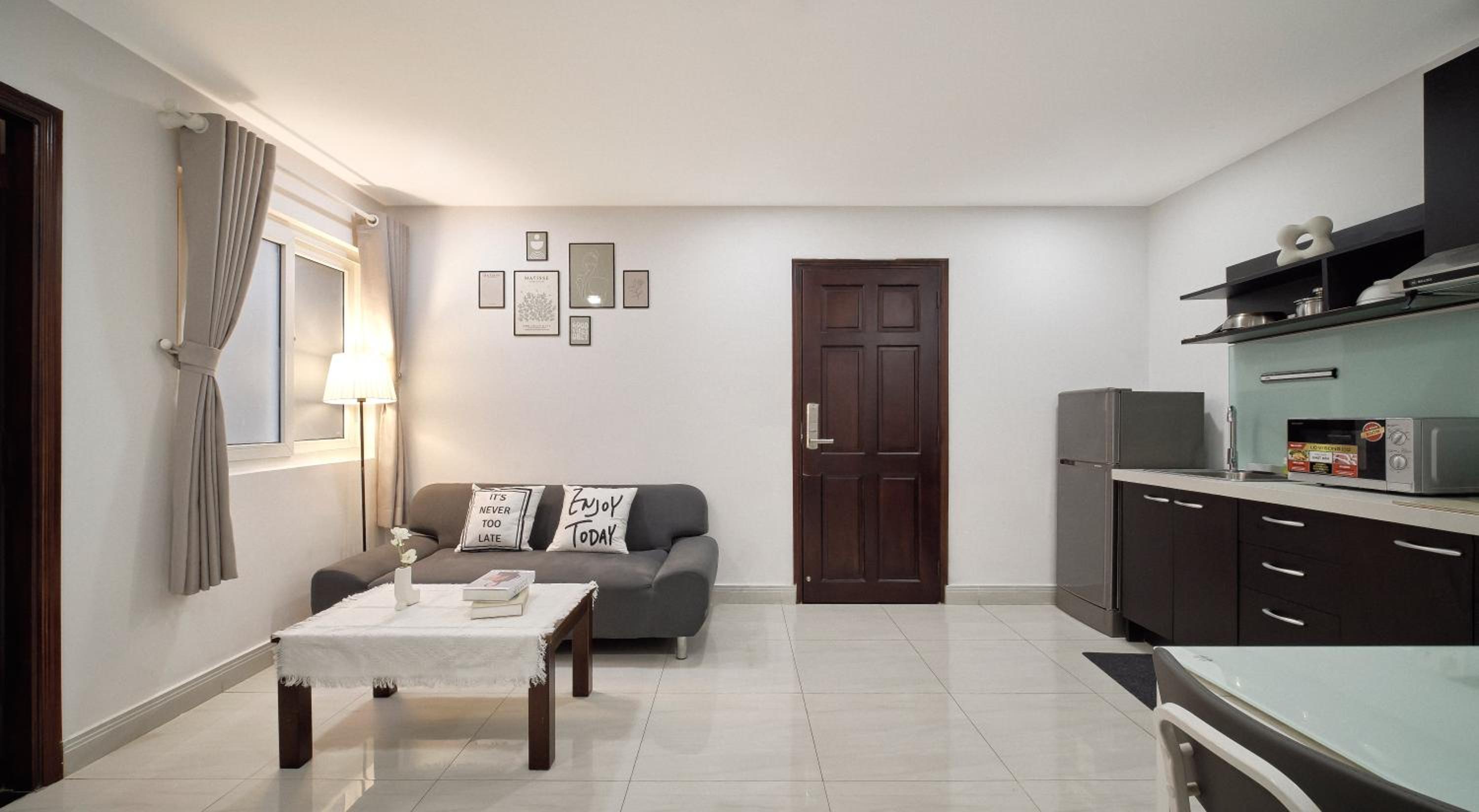 Tan Son Nhat Airport Apartment by SABAY