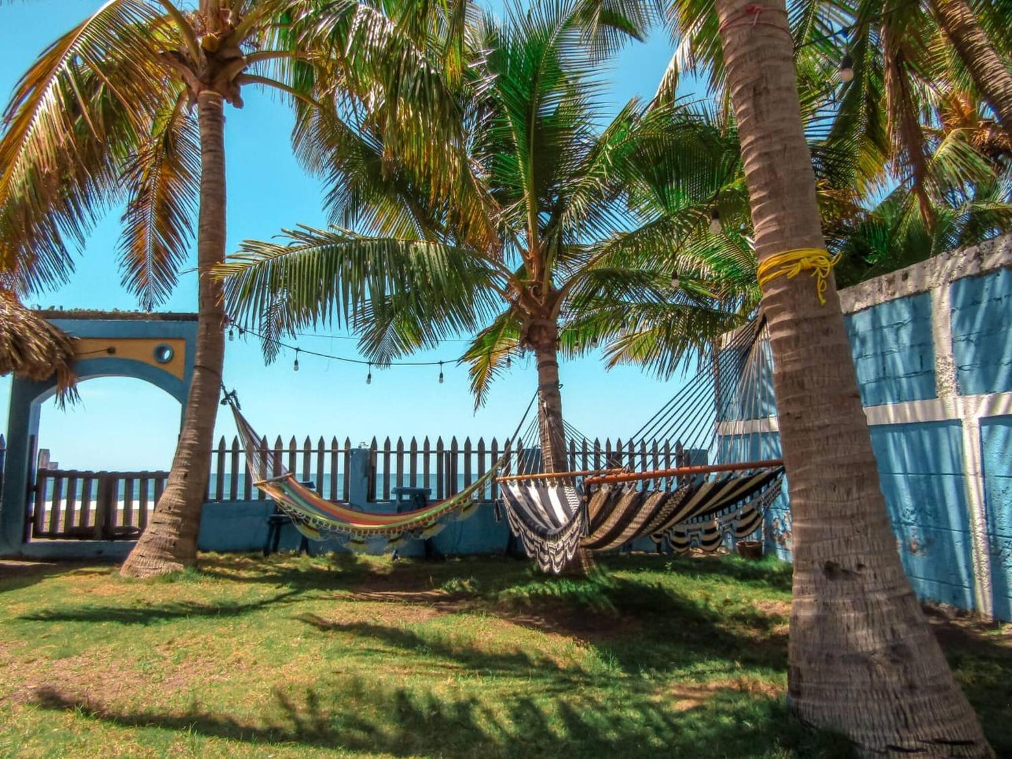 Room in Guest room - Cabana For 5 People And Pool view 4