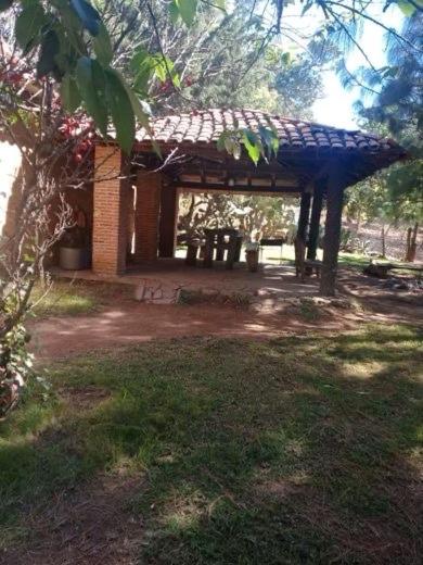 Linda Vista 5