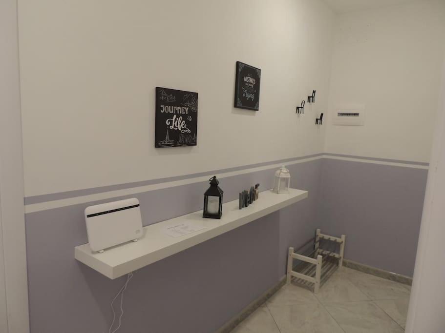 Apt Central Magenta