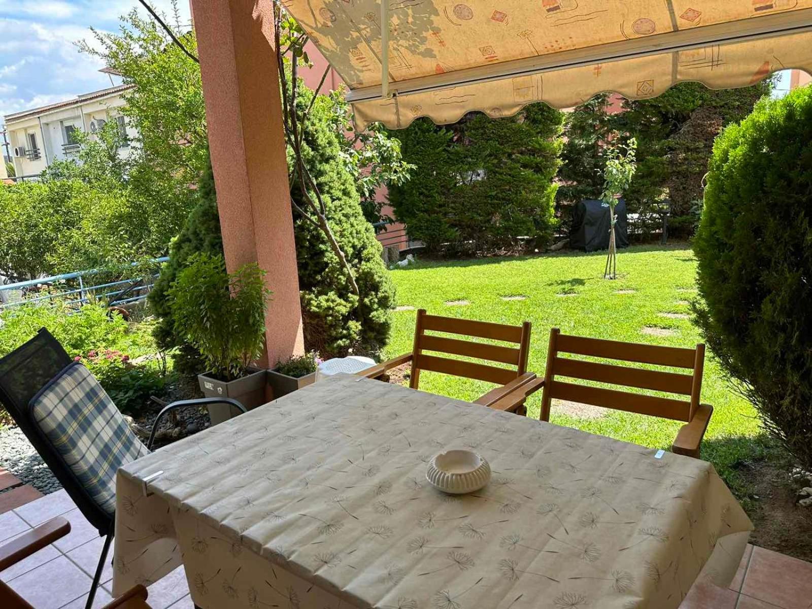 Sunny Garden