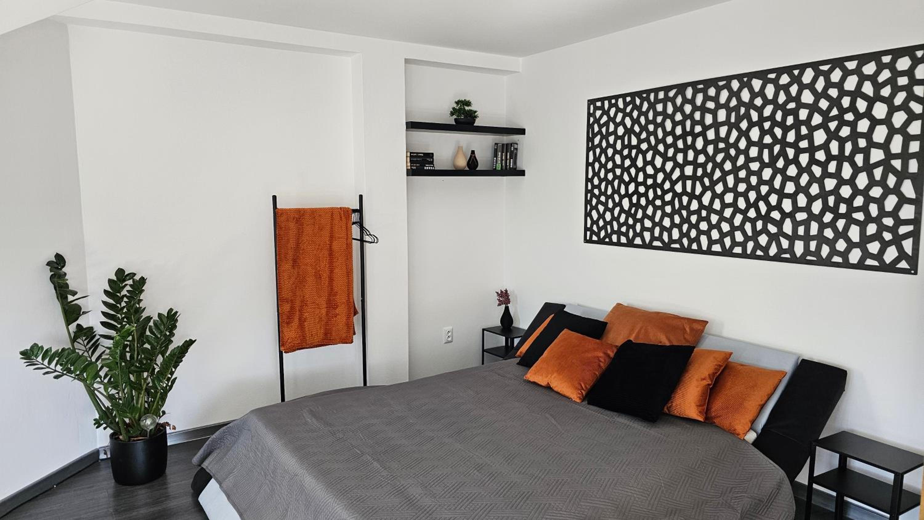 Urban Bloom apartments by Booky view 4