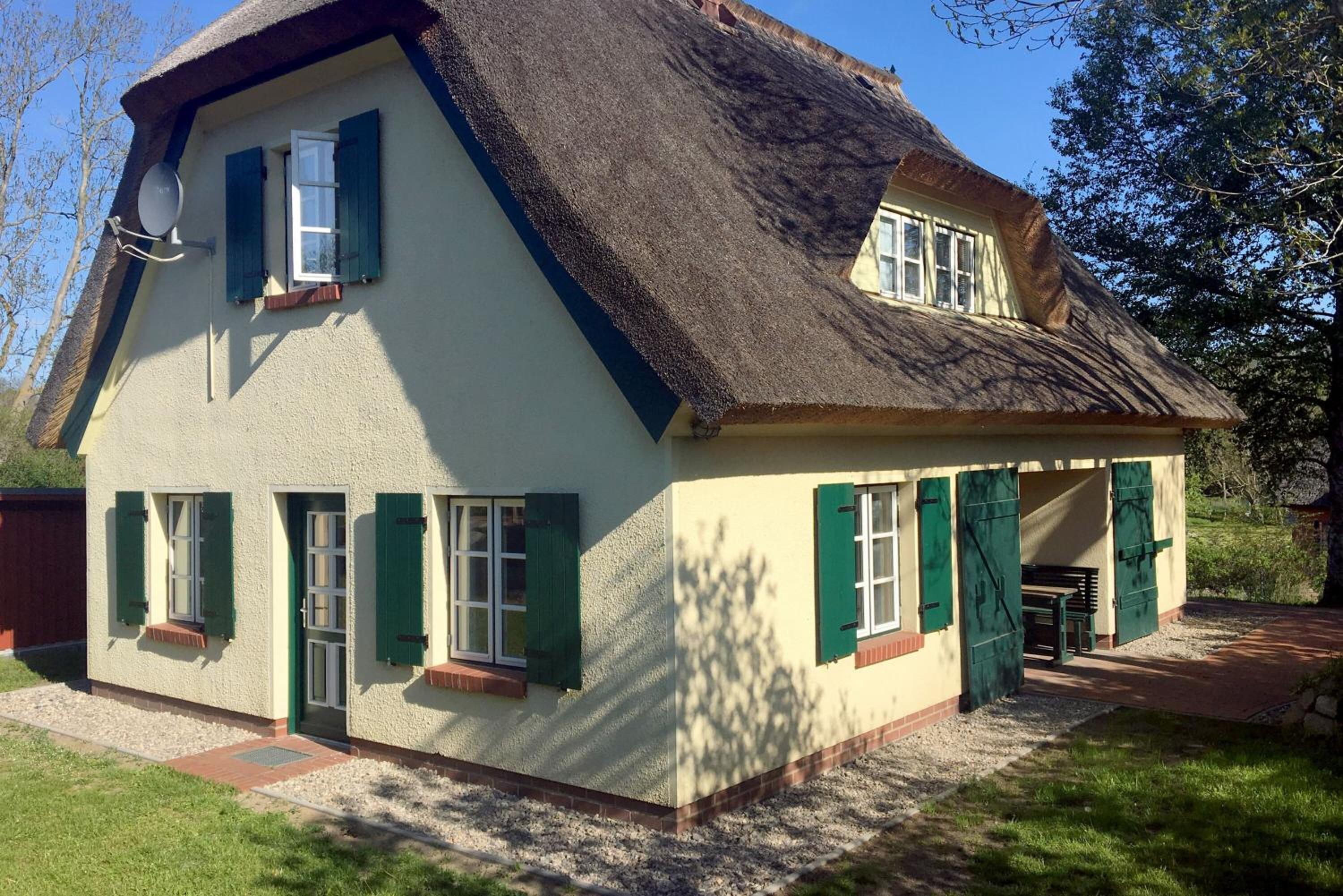 Ferienhaus Preetz 1A - Idylle unter Reet