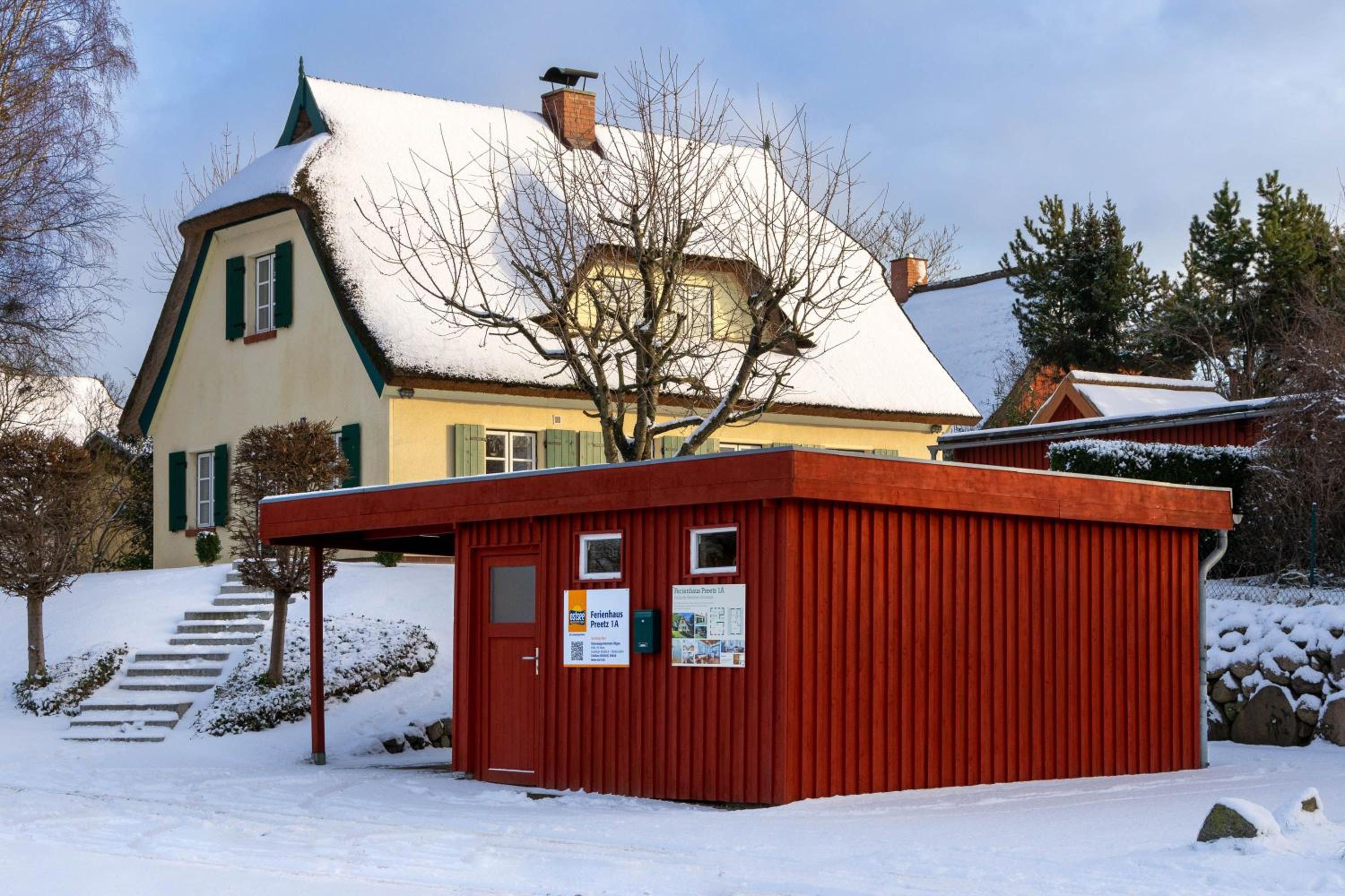 Ferienhaus Preetz 1A - Idylle unter Reet
