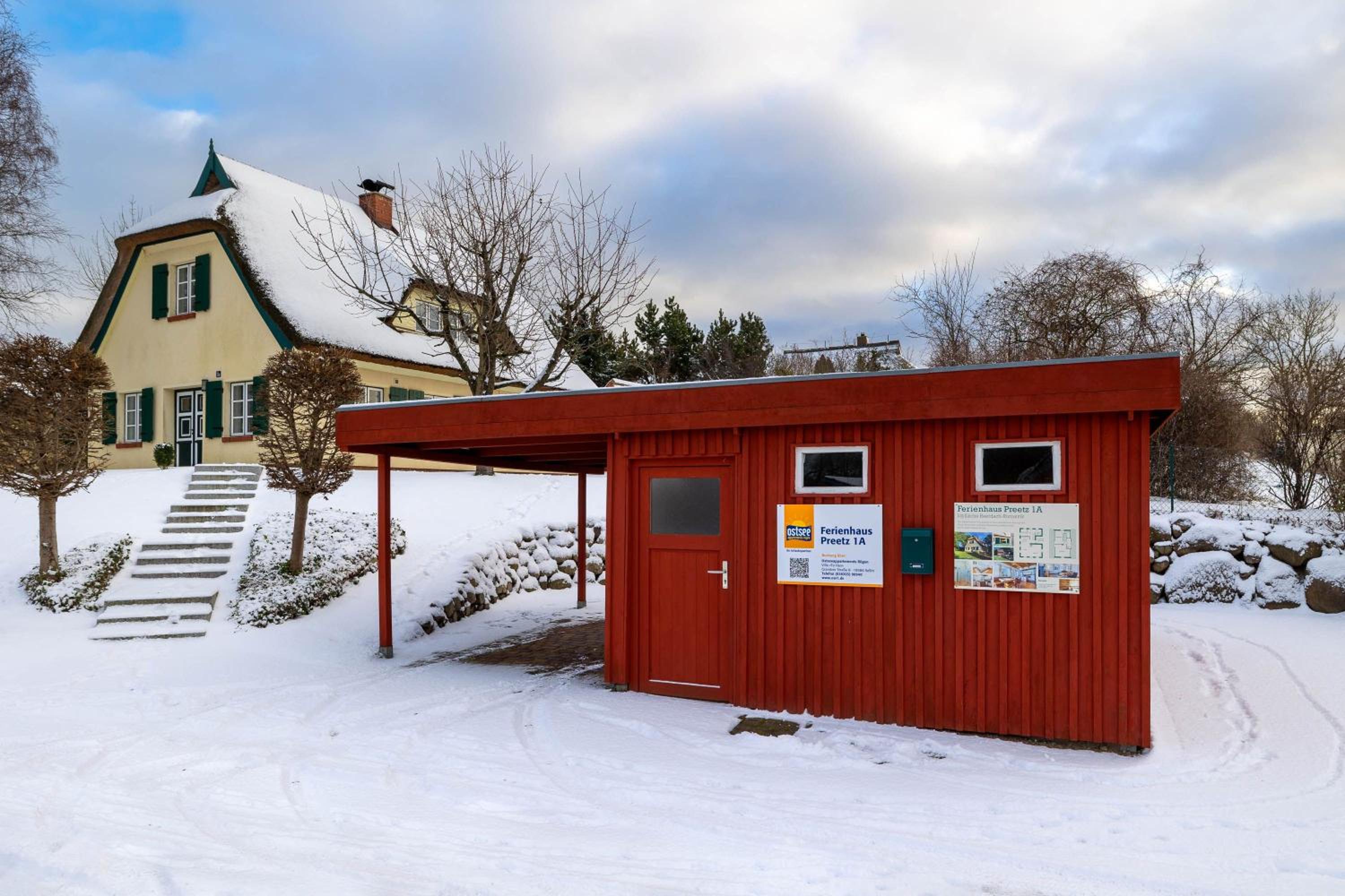 Ferienhaus Preetz 1A - Idylle unter Reet