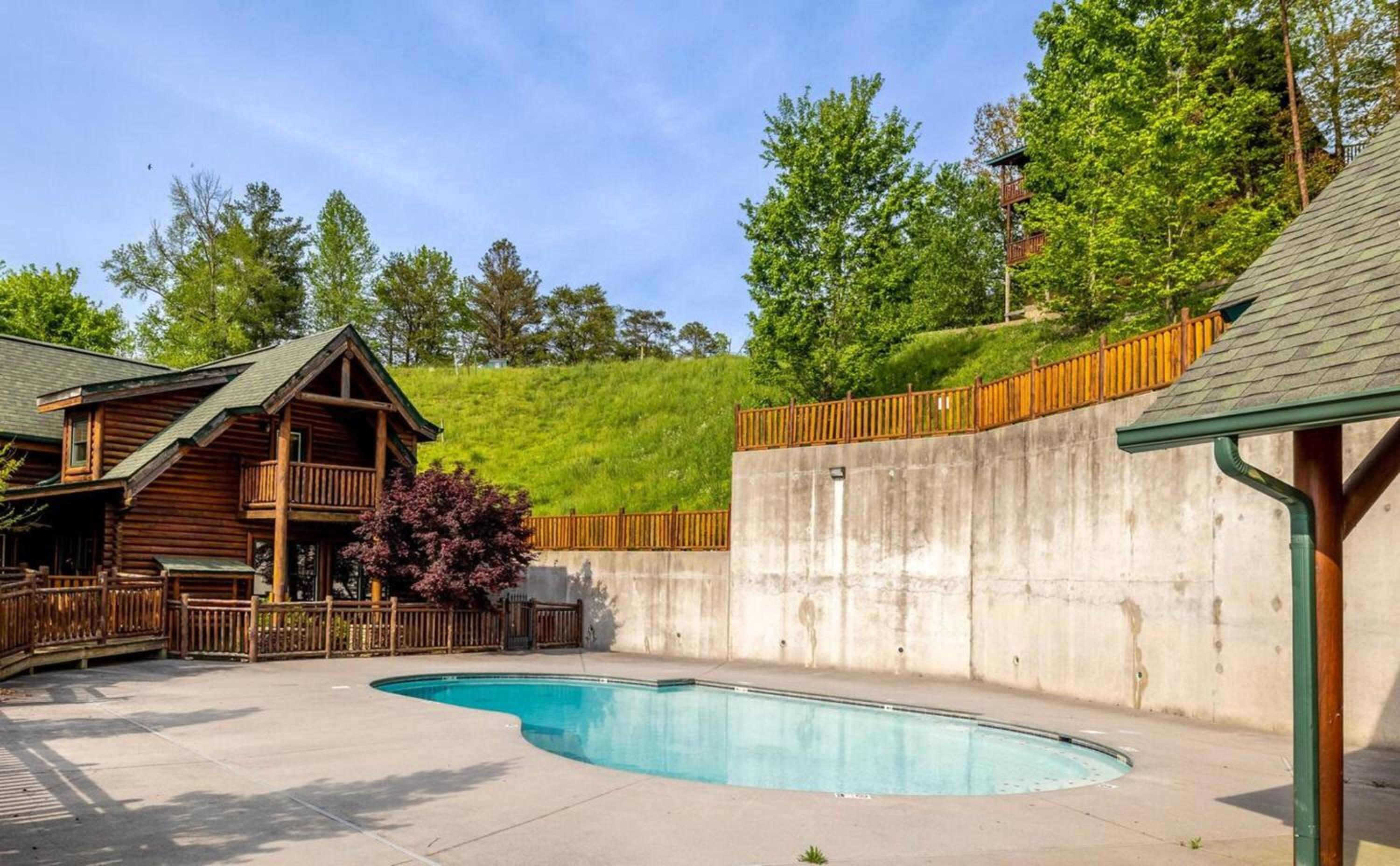 Smoky Dream Cabin Retreat view 5
