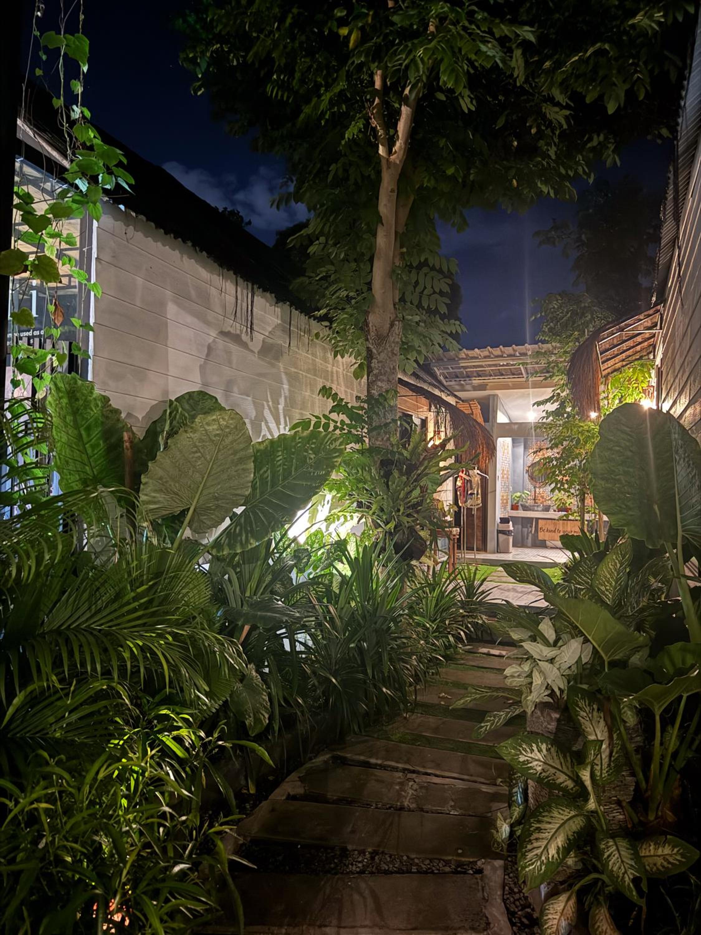 The Jungle Hostel Canggu — photo 115