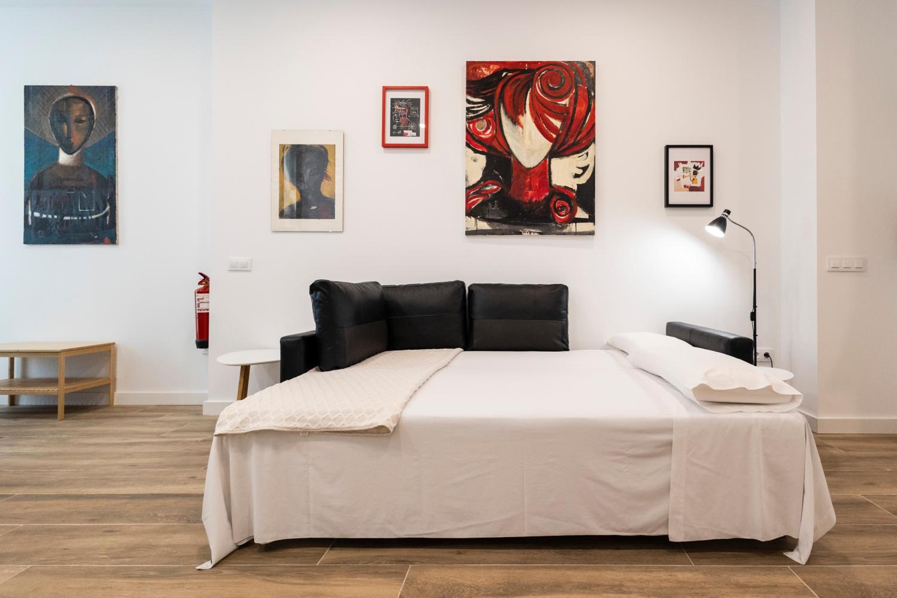 La casa de la pintora by Concept Flats view 4