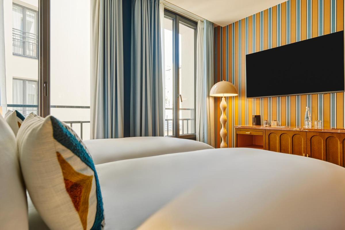 Mercure Paris Butte Montmartre Basilique