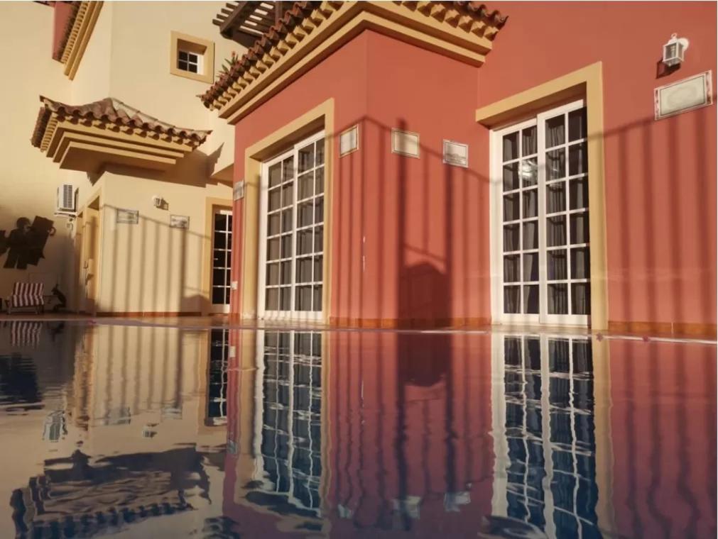 Hotel Dream Villa - Image 1