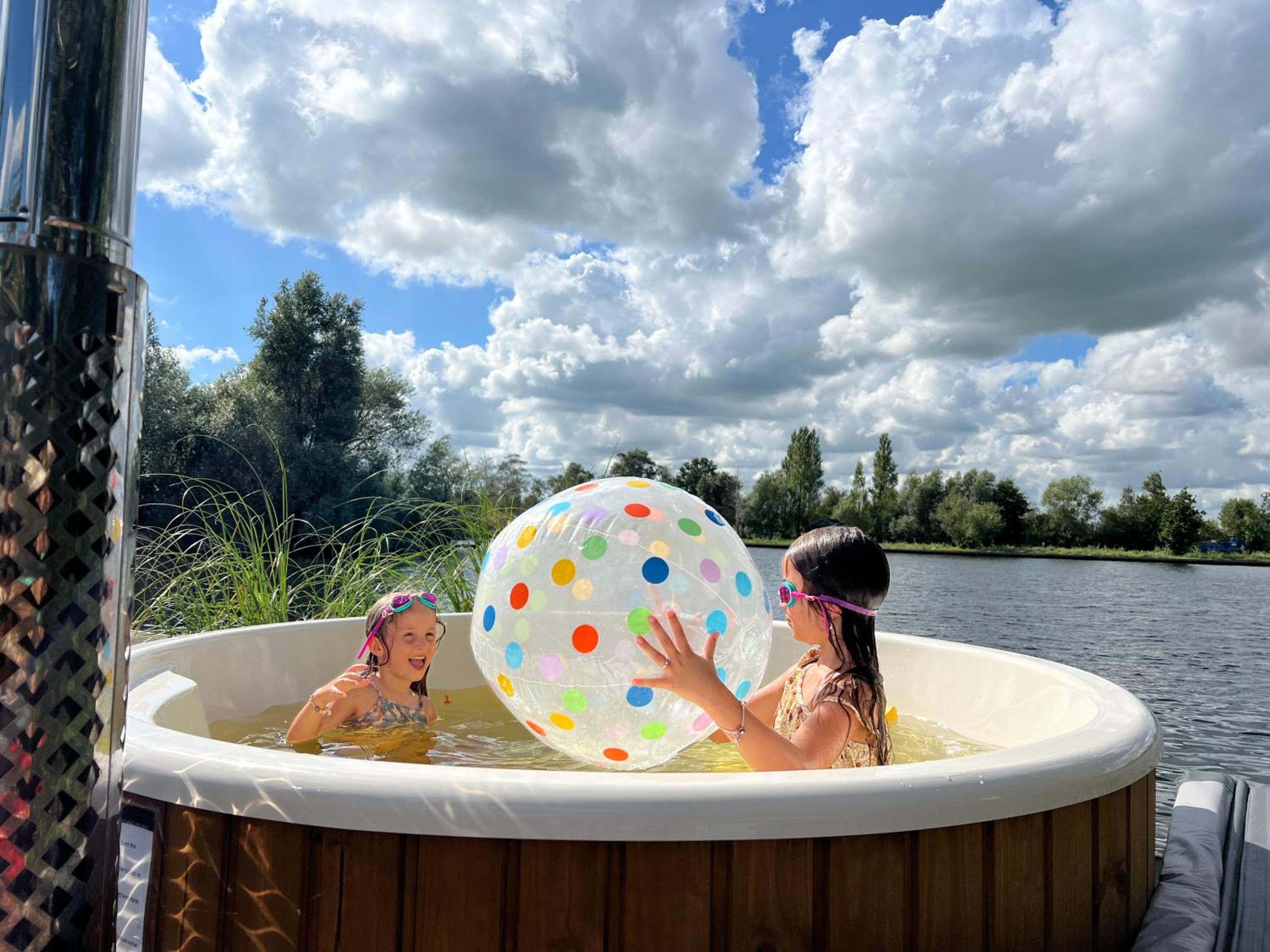 New- The Cabana- With Sauna and Hot Tub, on a lake near Amsterdam view 2