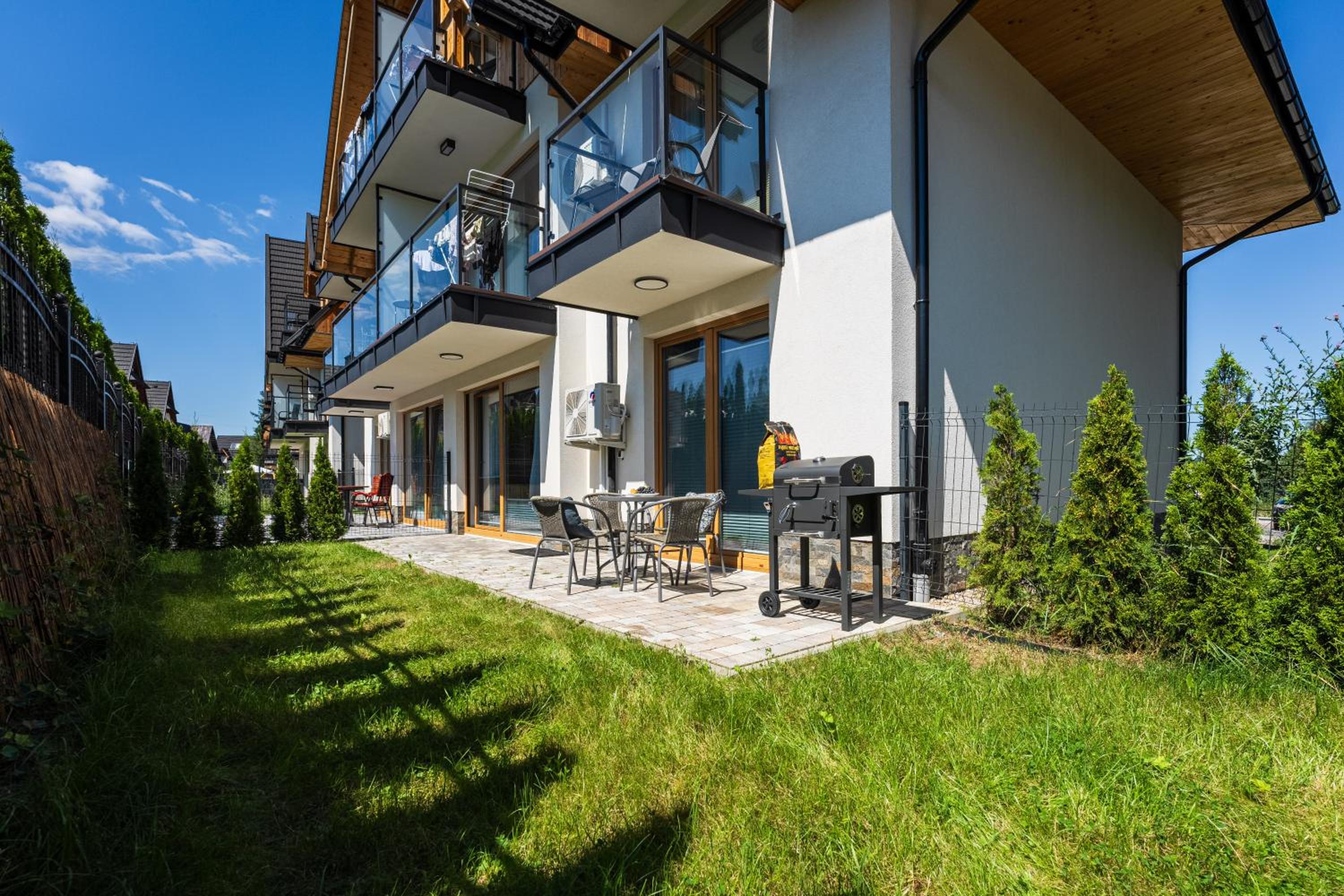 Księżycowe Apartamenty SPA - Mountain View by Golden Apartments