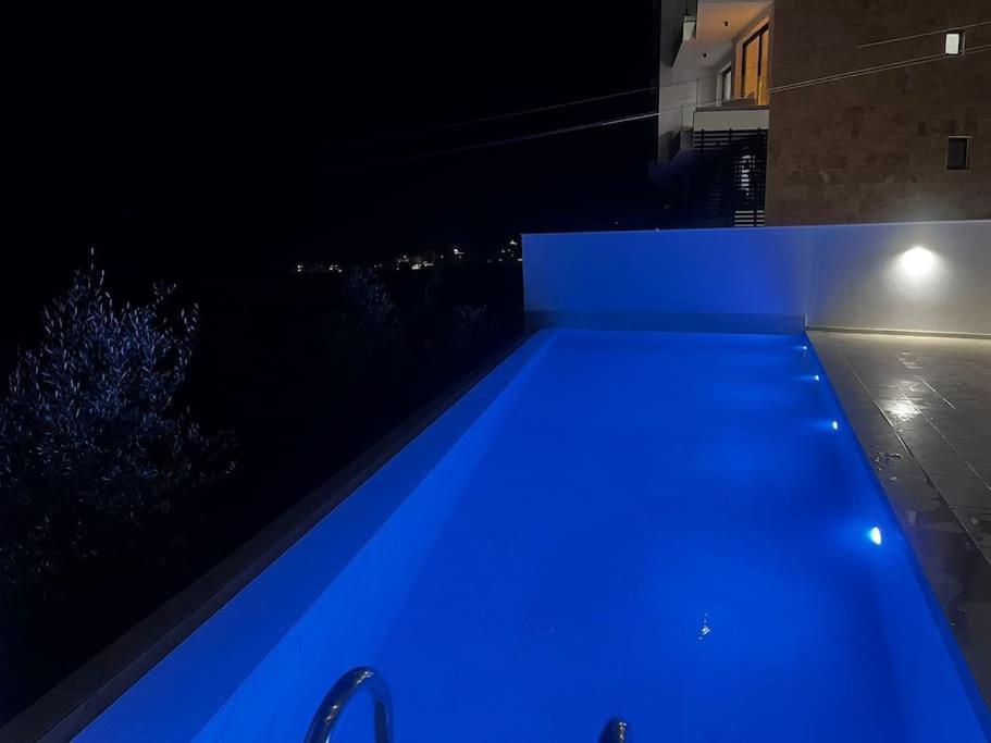 Vivien - Corfu View Residence