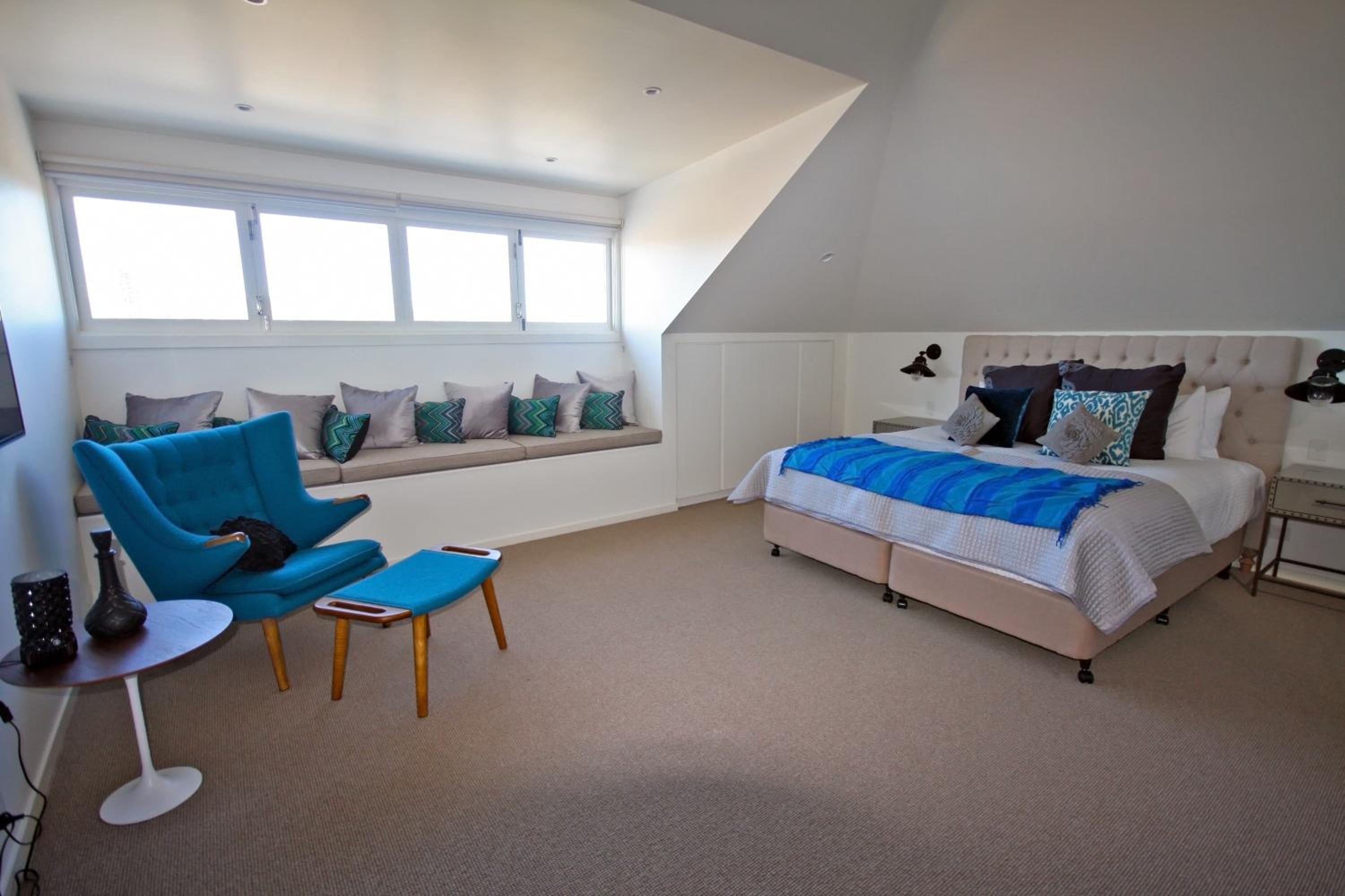 Cremorne Point Manor