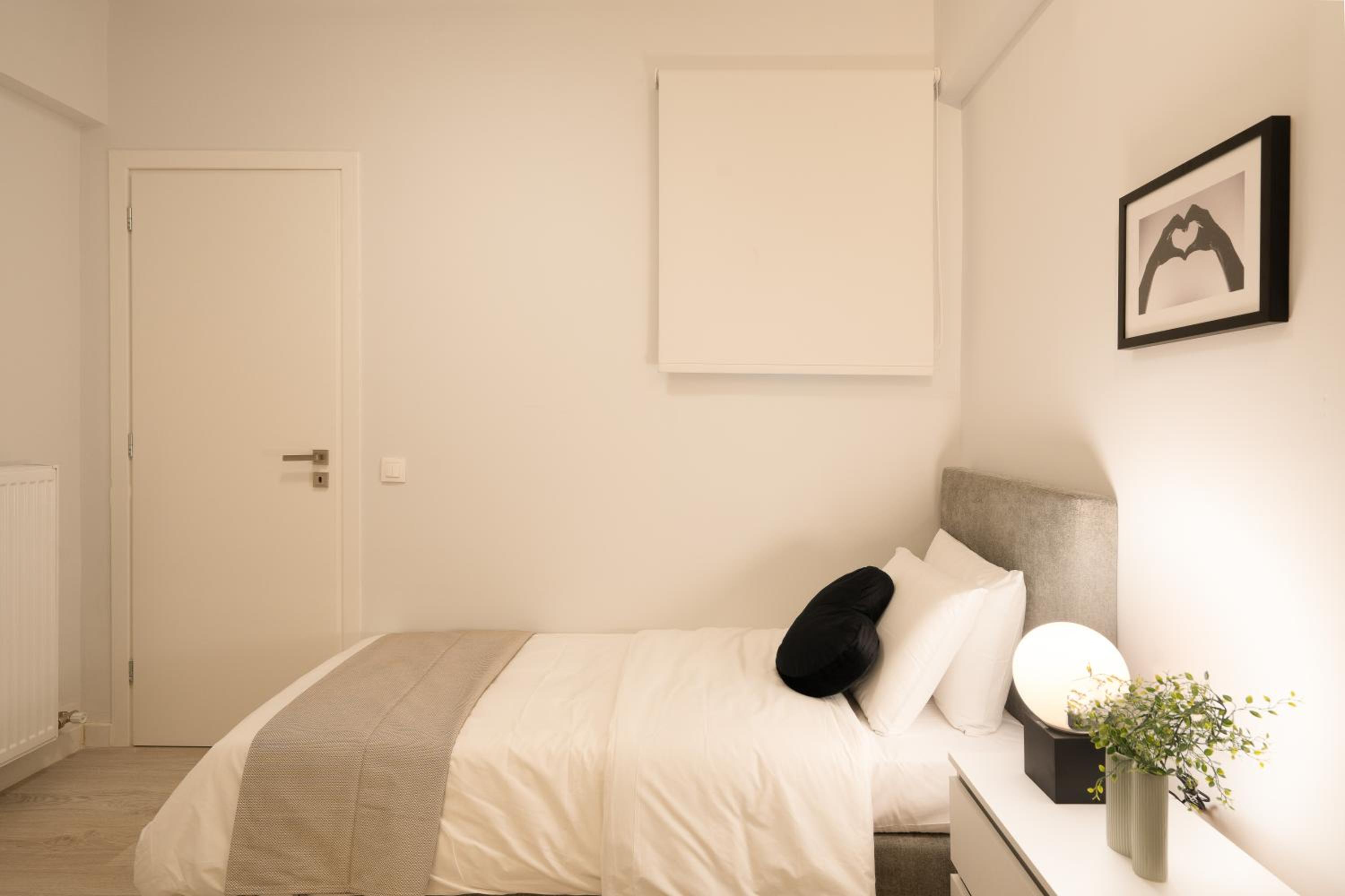 Luxury in Athens, Spacious Apartment with Terrace