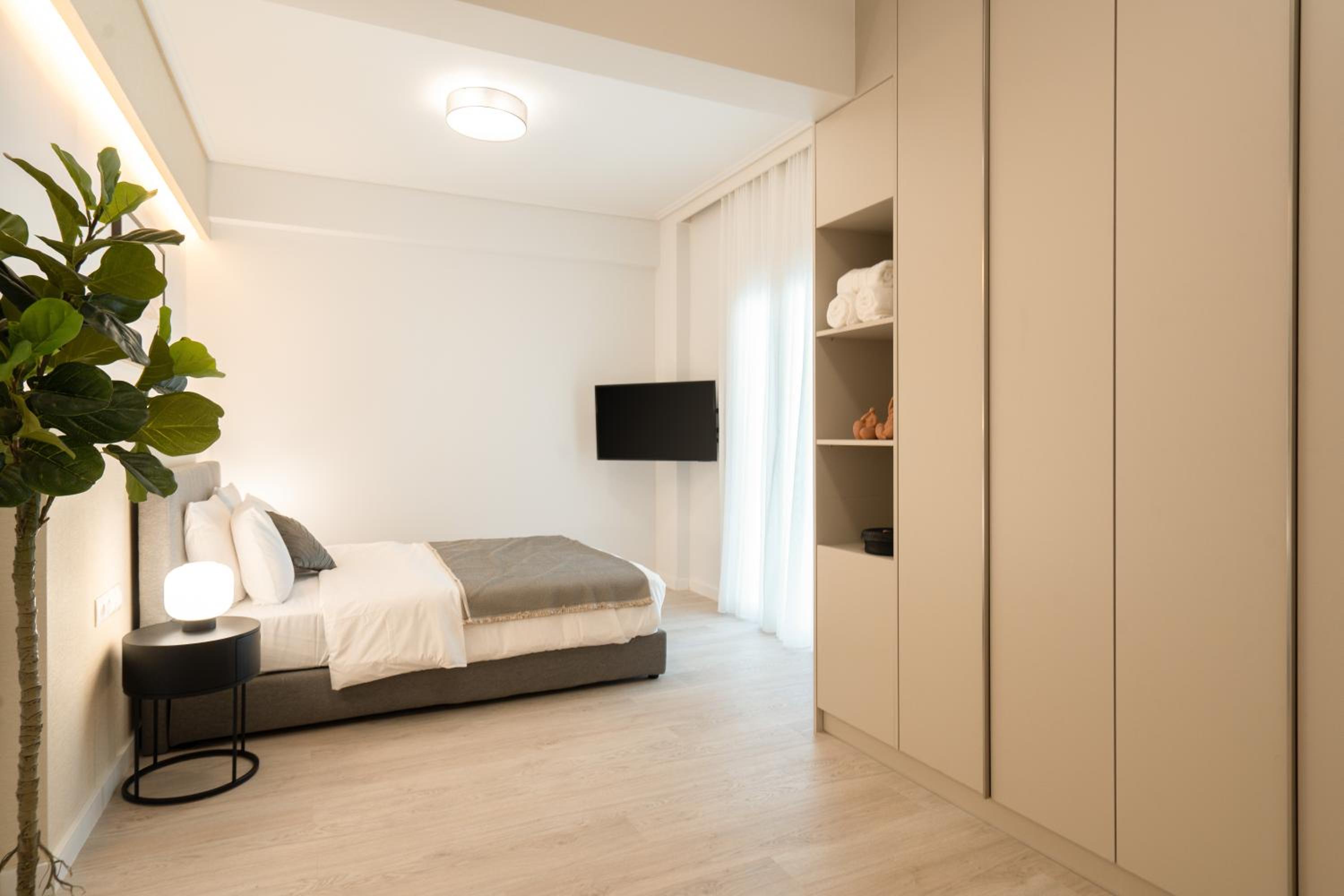 Luxury in Athens, Spacious Apartment with Terrace