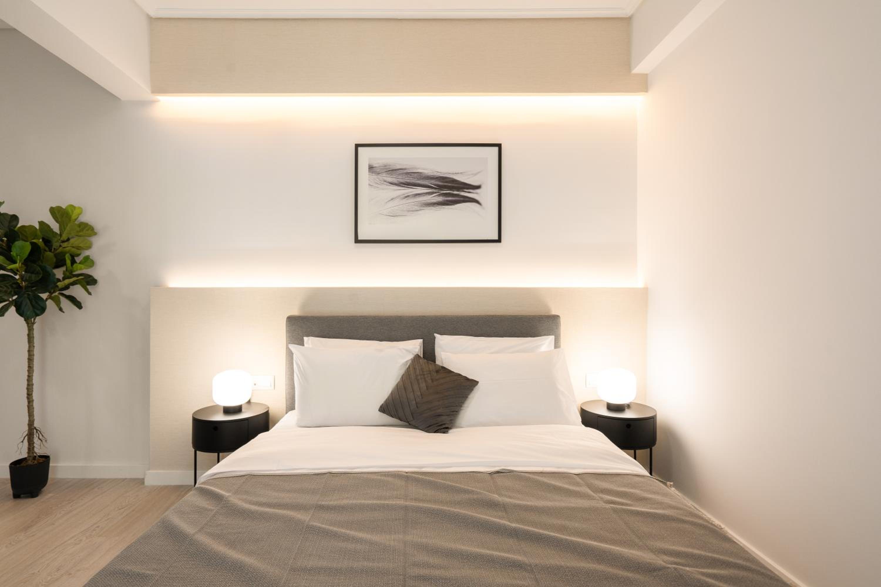 Luxury in Athens, Spacious Apartment with Terrace