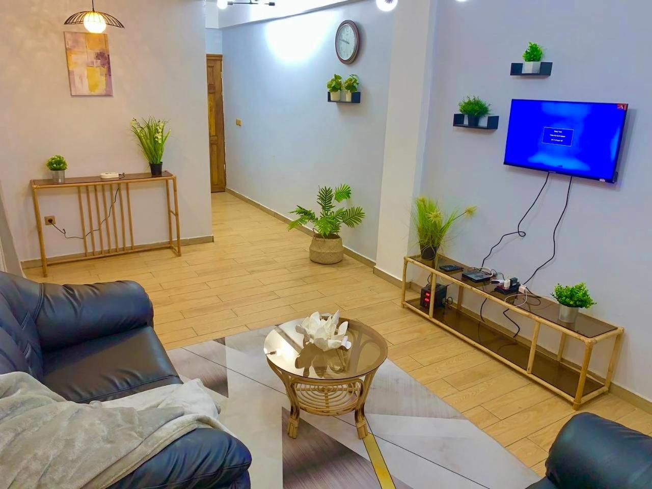 Residence Ethan Nji - Green Heaven