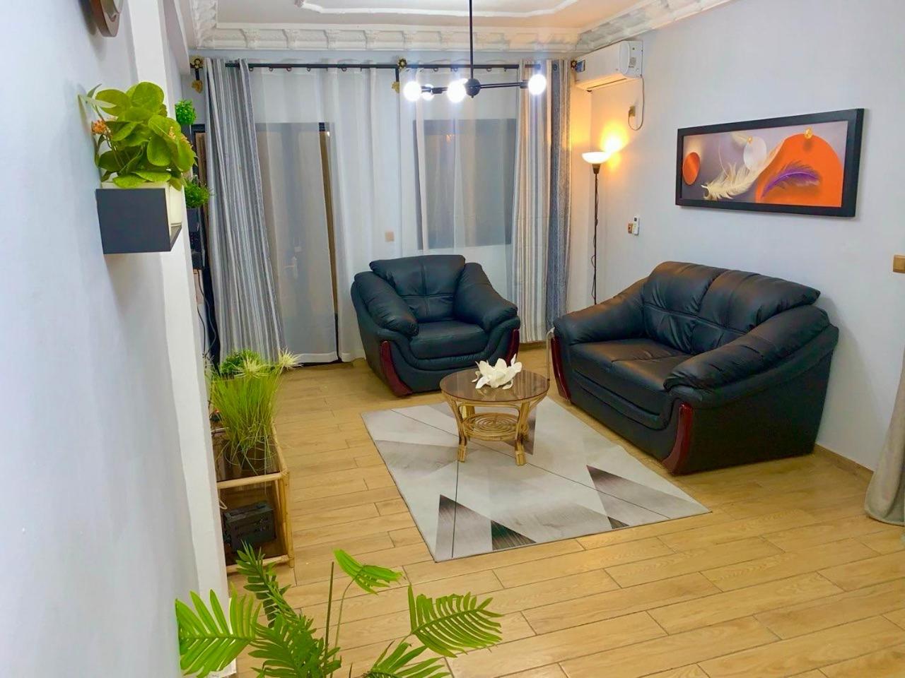 Residence Ethan Nji - Green Heaven