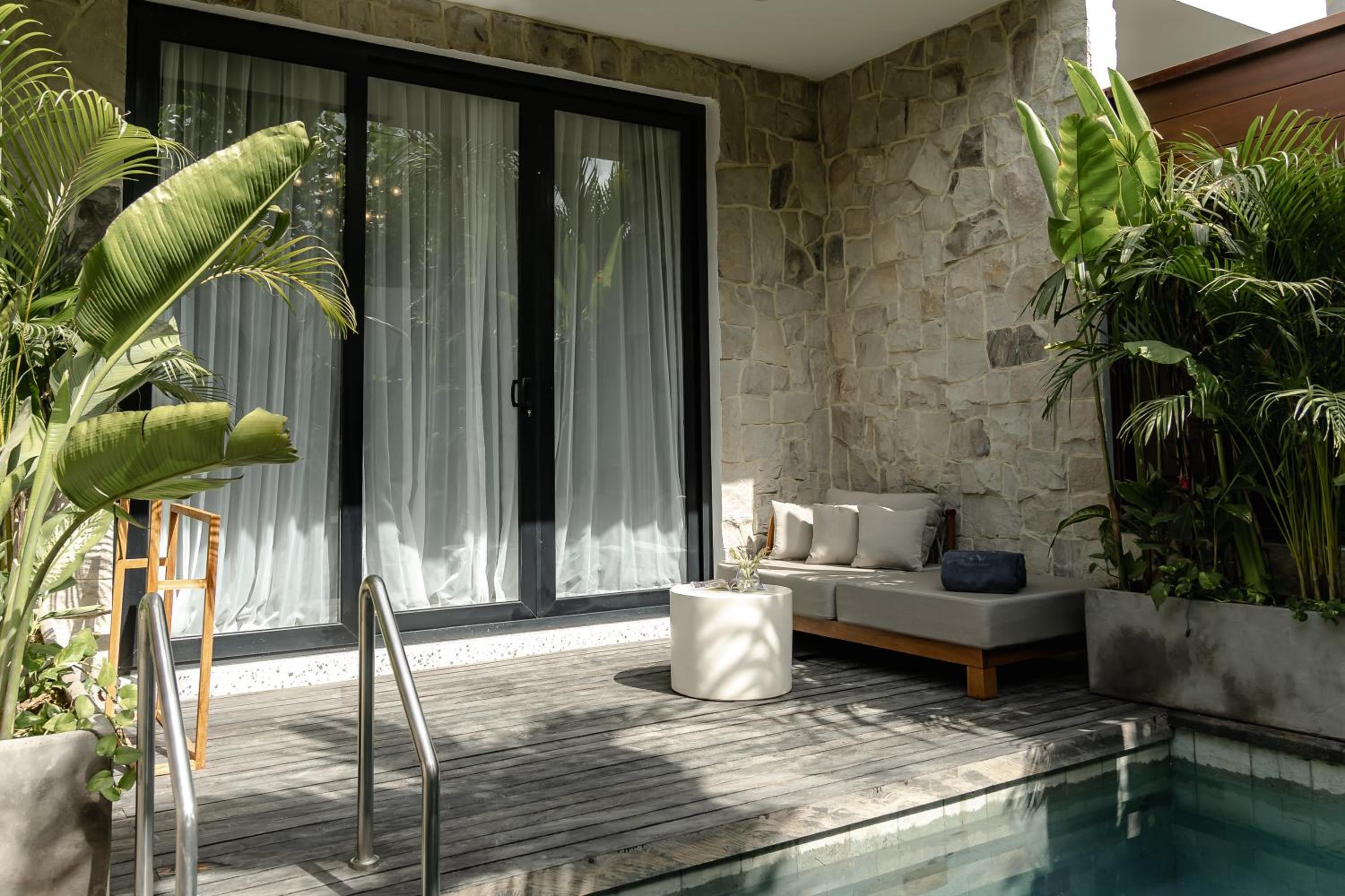 Sunny Nine Villa by Betterplace