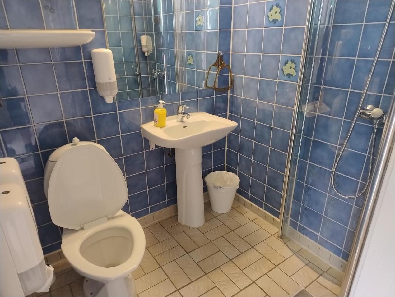 Photo 18
