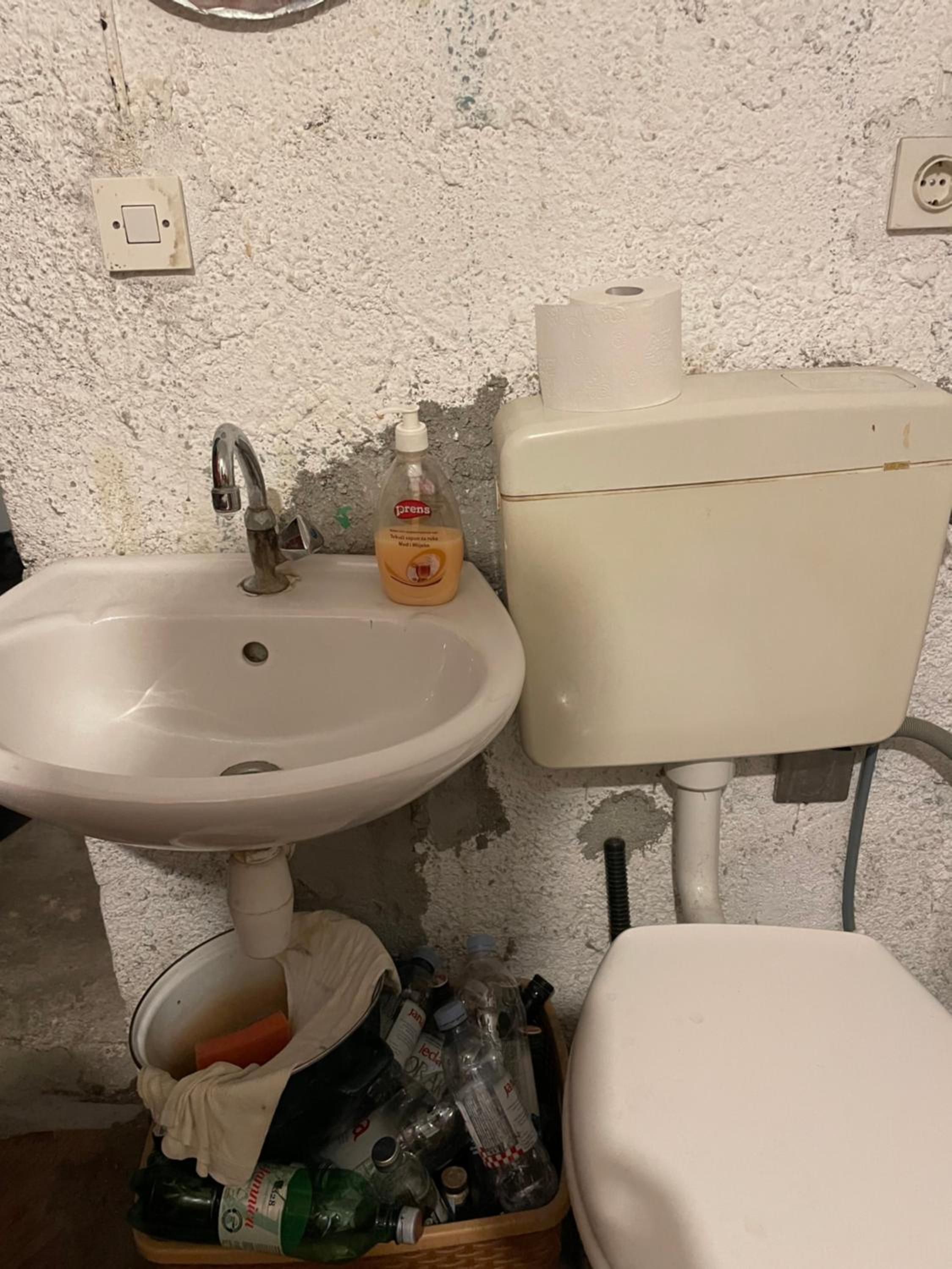 Tiny Room without Bathroom view 4