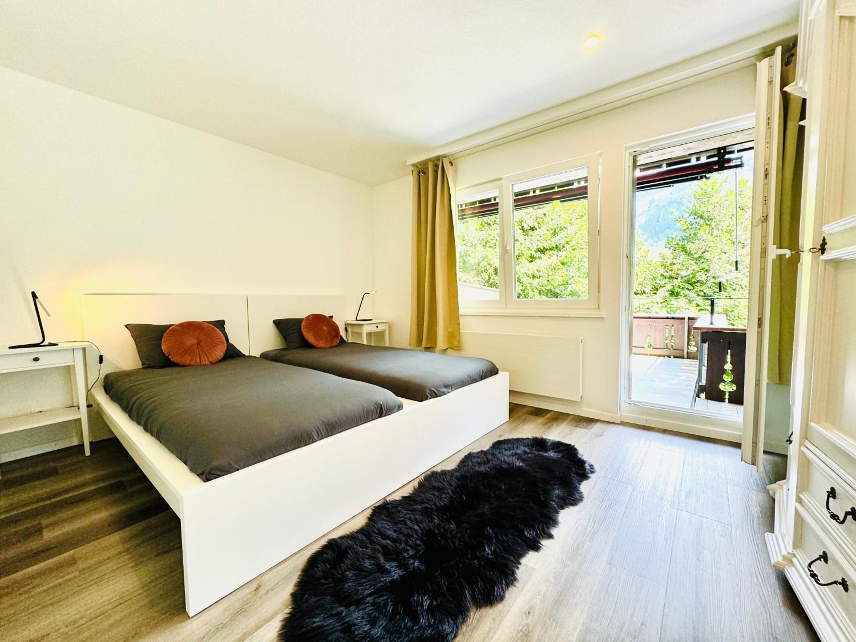 Modern designed, luxury mountain view Apartment
