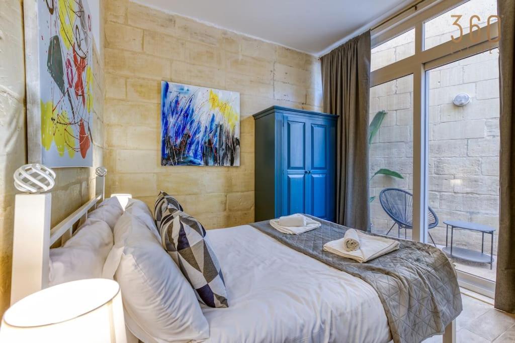Stunning 1BR apt with private terrace in Bormla by 360 Estates view 5