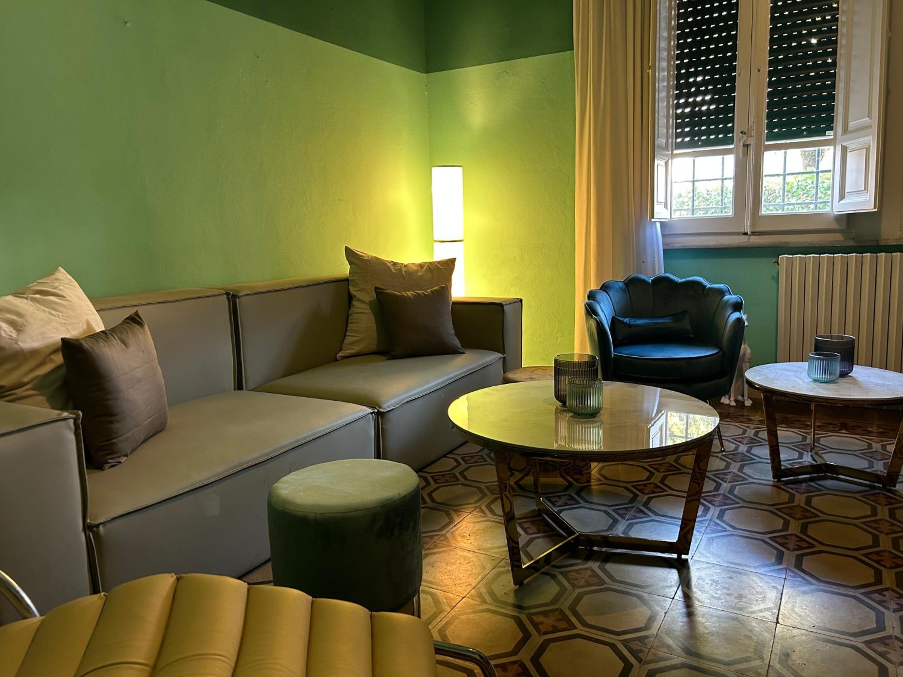 lounge