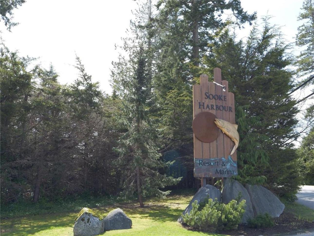 Sooke Vacations - Sooke Harbour Getaway - Property Image 3
