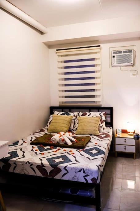 2 Bedrooms Unit CJ & KC Staycation, Cebu view 2