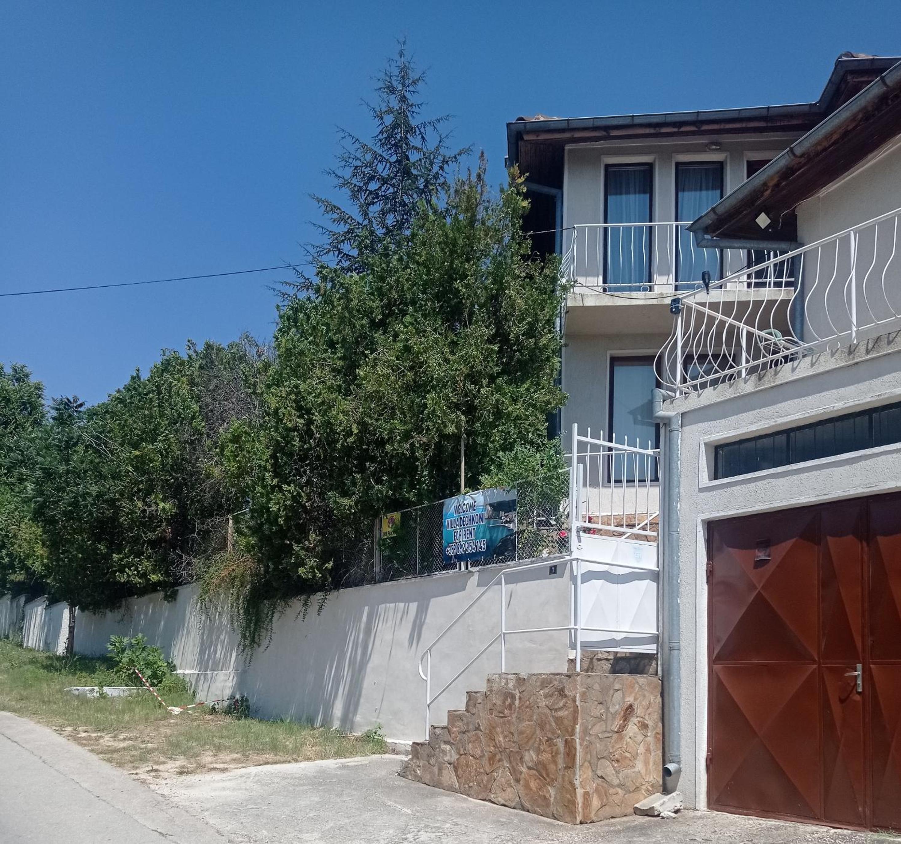 Villa Dechkoni