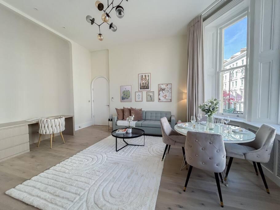 Stylish and central 1 bedroom apartment
