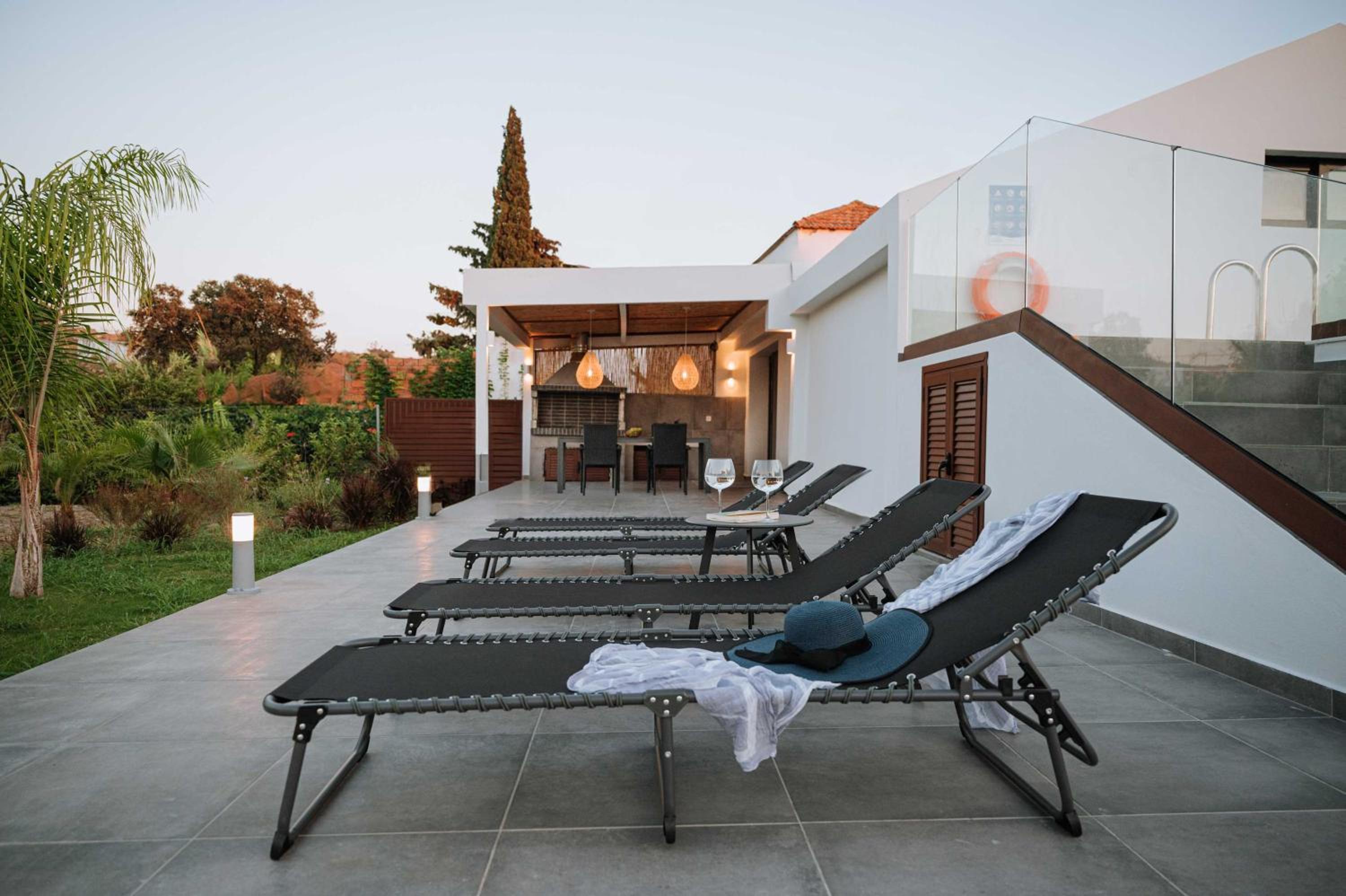 Manolis Seaside Villa with Private Pool