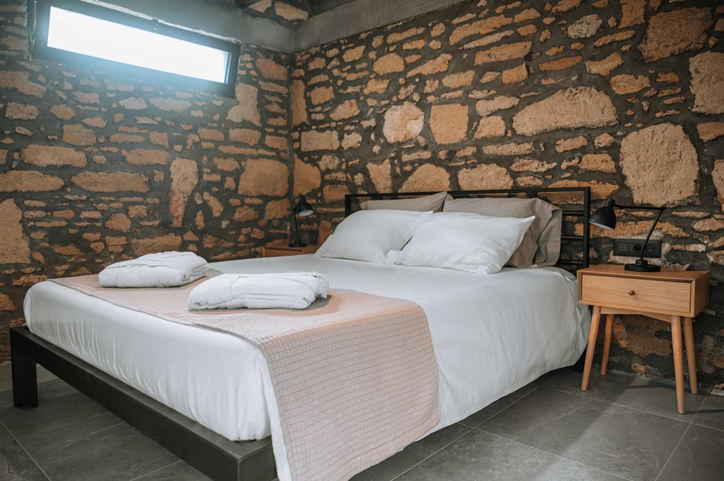 Manolis Seaside Villa with Private Pool