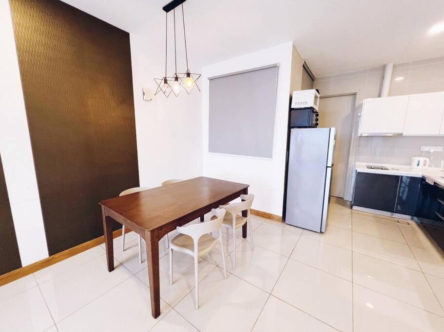 PROMO 2 ROOM Nice Design KL Gateway Residence 27
