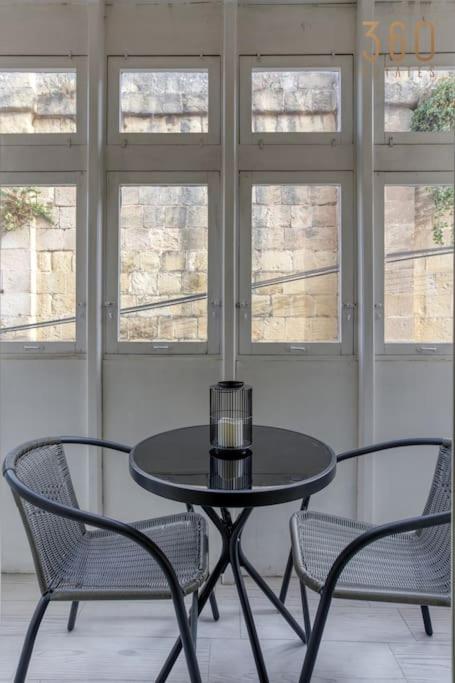 Authentic studio with Maltese Balcony in Bormla by 360 Estates