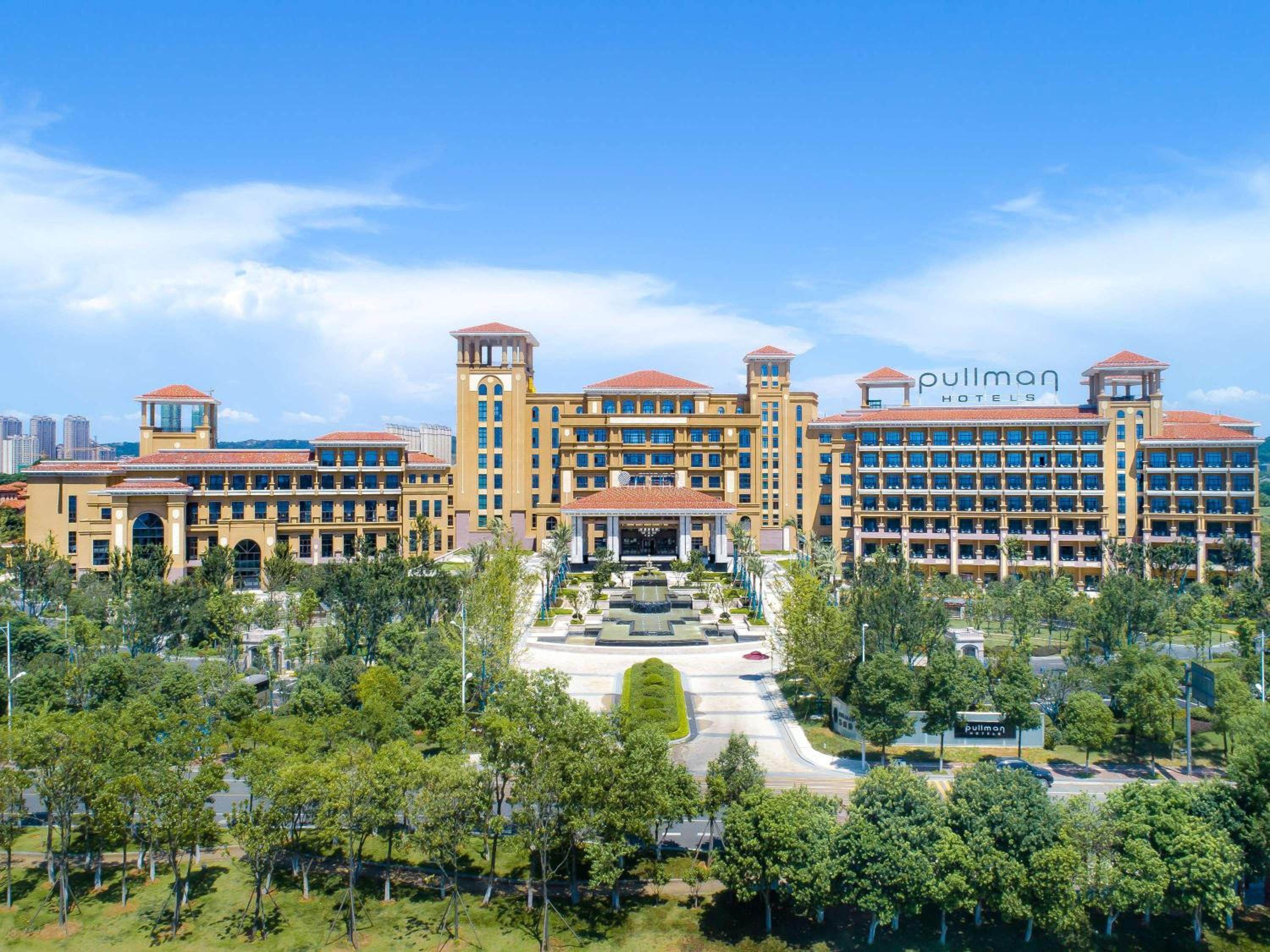 Hotel Pullman Yueyang - Image 1