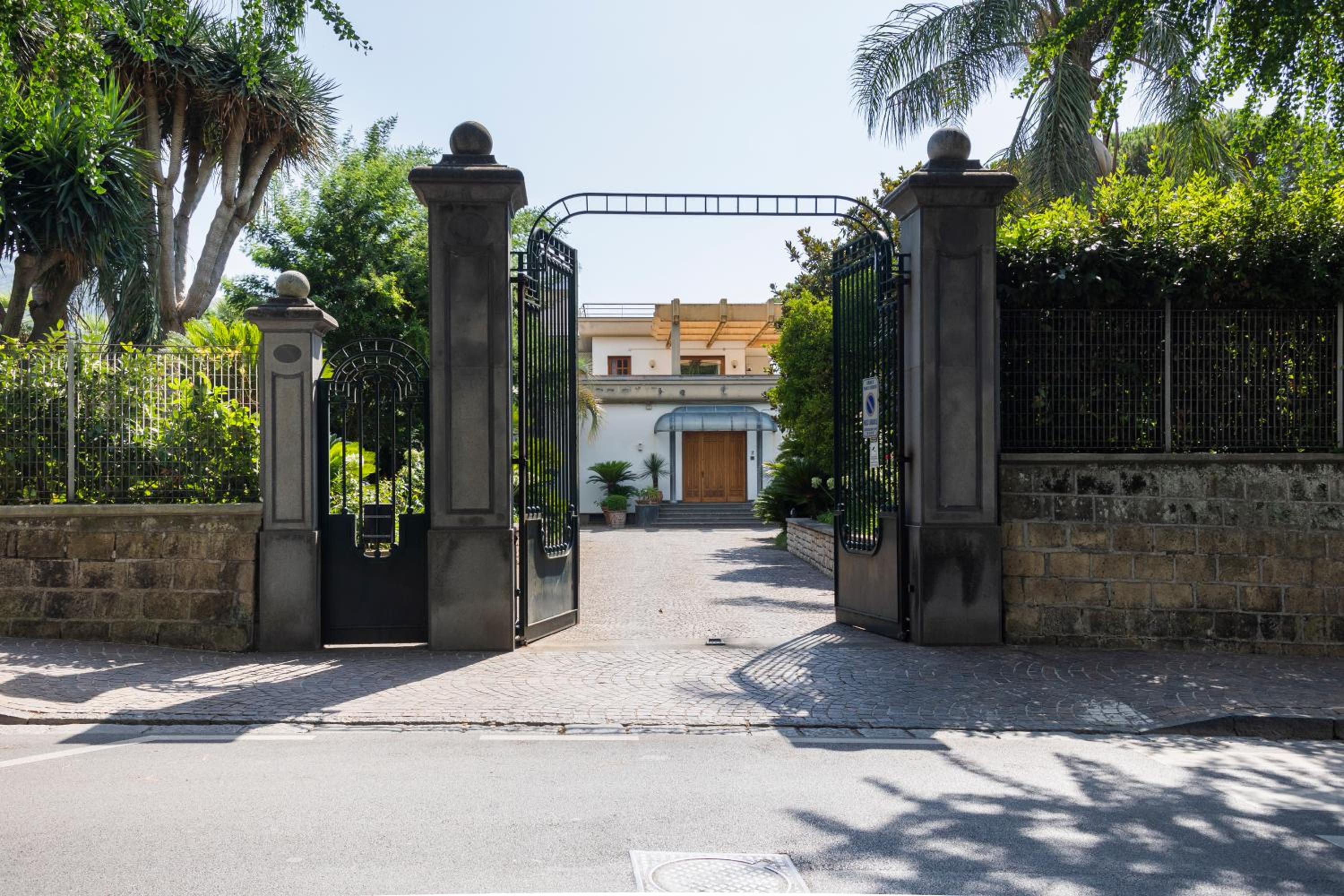 Gargiulo Suites