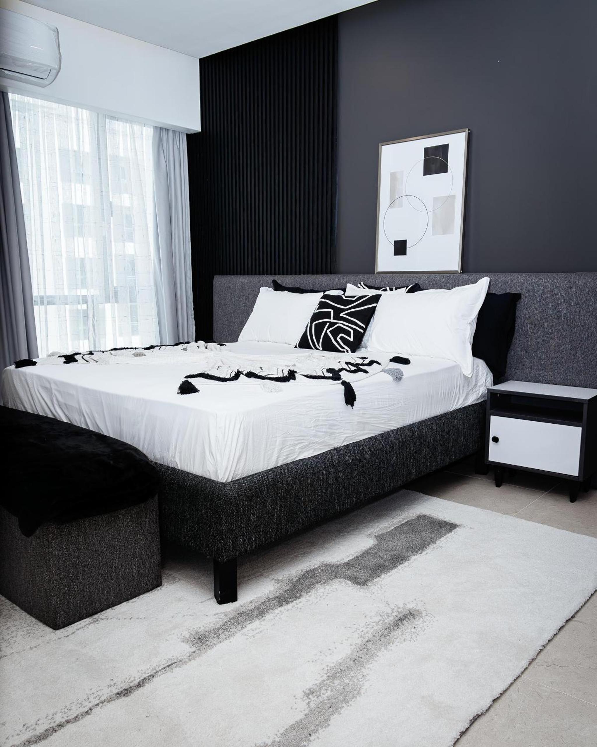 Dakar Vacations - BIMA RENTALS Aquanic Towers - Property Image 2