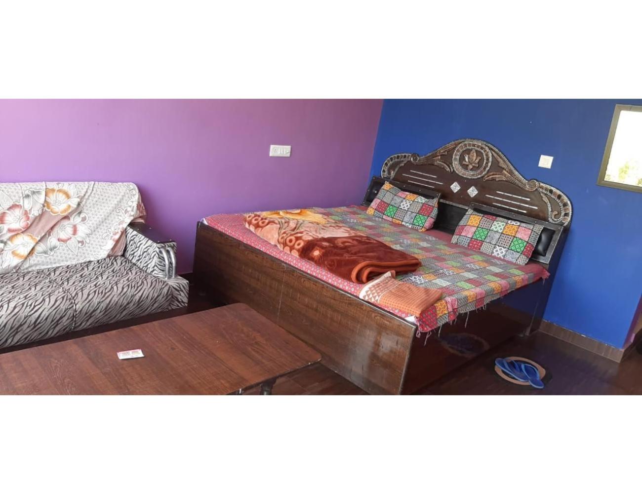 Hotel Pine View, Nahan