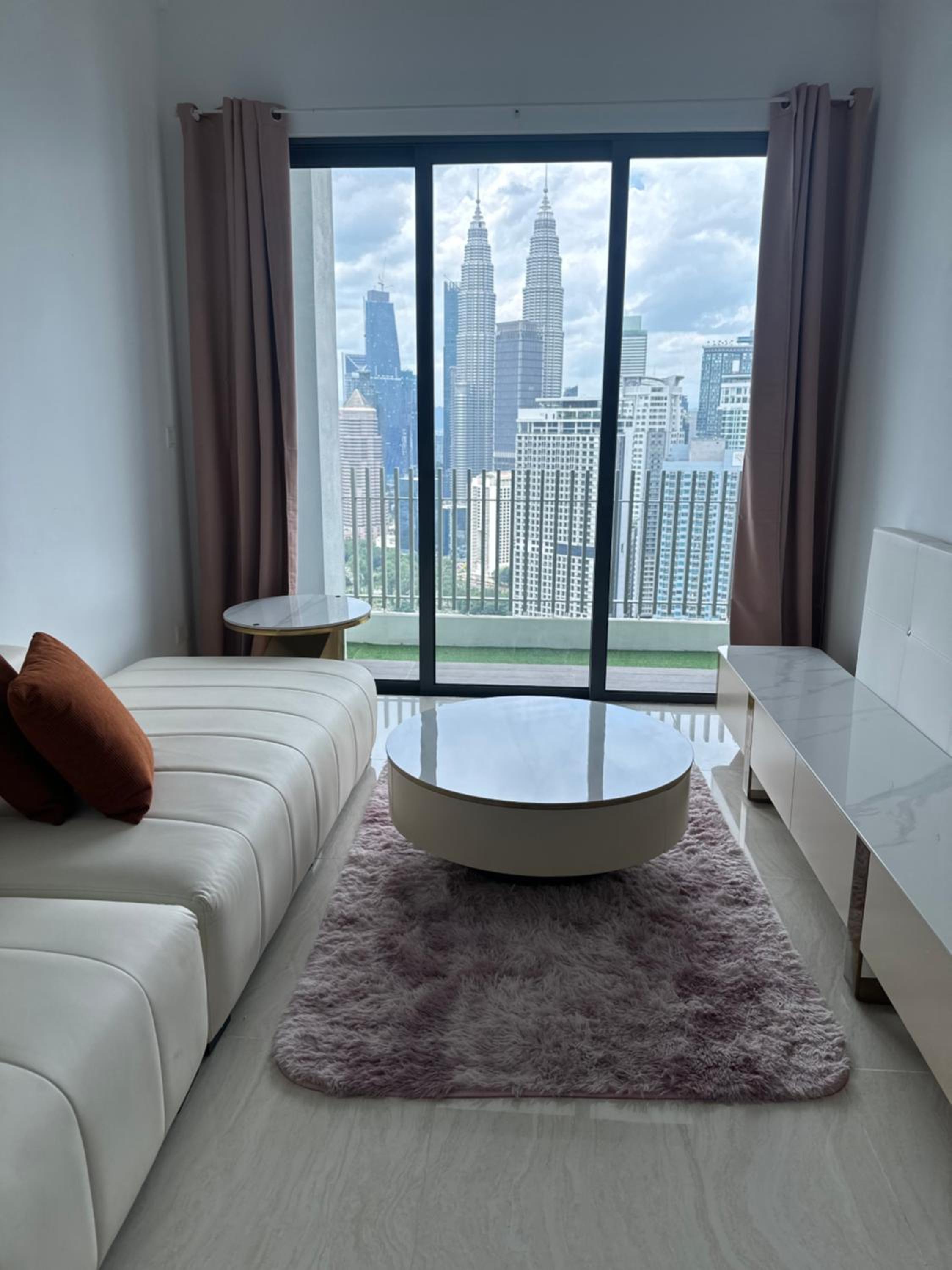 KLCC The luxe Apartment & infinity pool