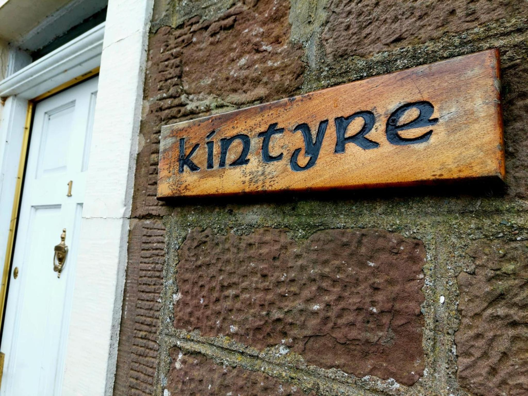 Pretty Ground Cottage in Comrie view 5